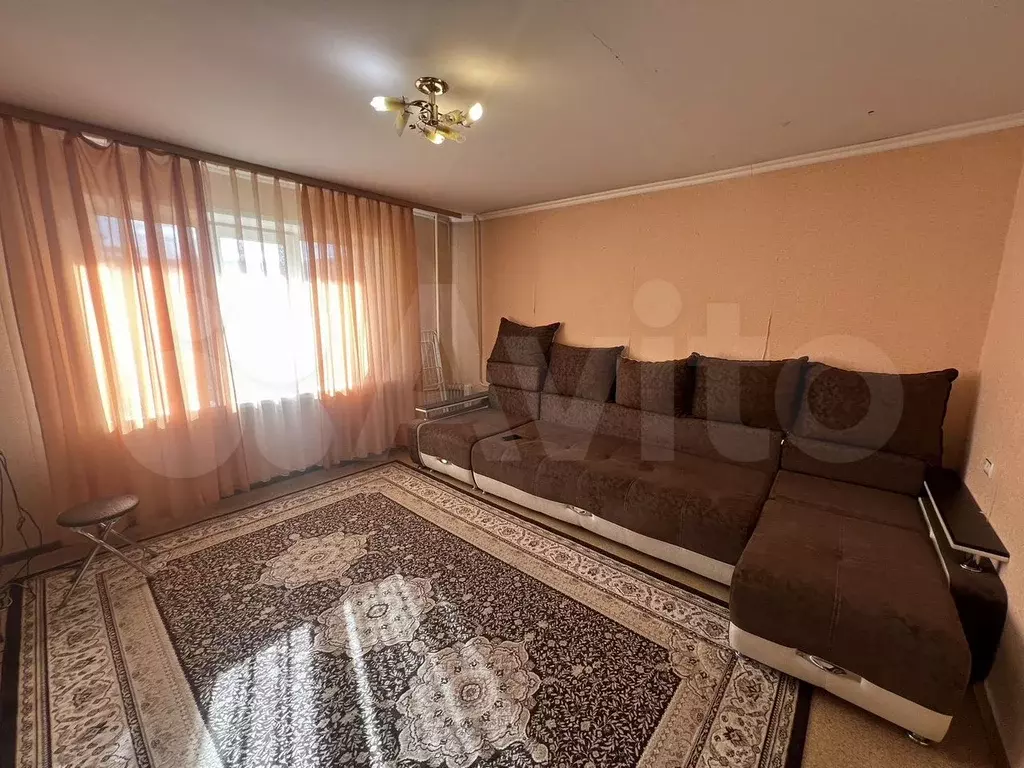 2-к. квартира, 51 м, 1/9 эт. - Фото 0