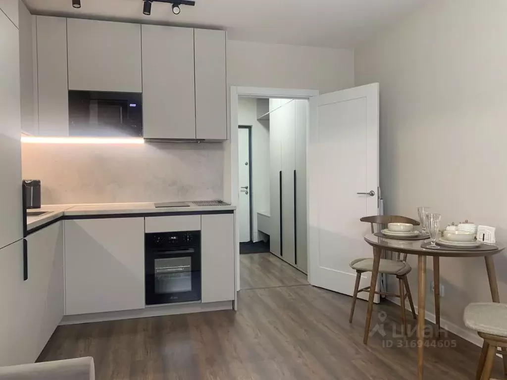 Студия Санкт-Петербург ул. Маршала Казакова, 21к3 (22.4 м) - Фото 1