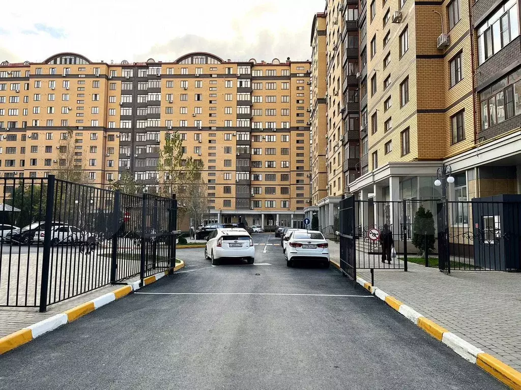 1-к. квартира, 56 м, 9/13 эт. - Фото 1