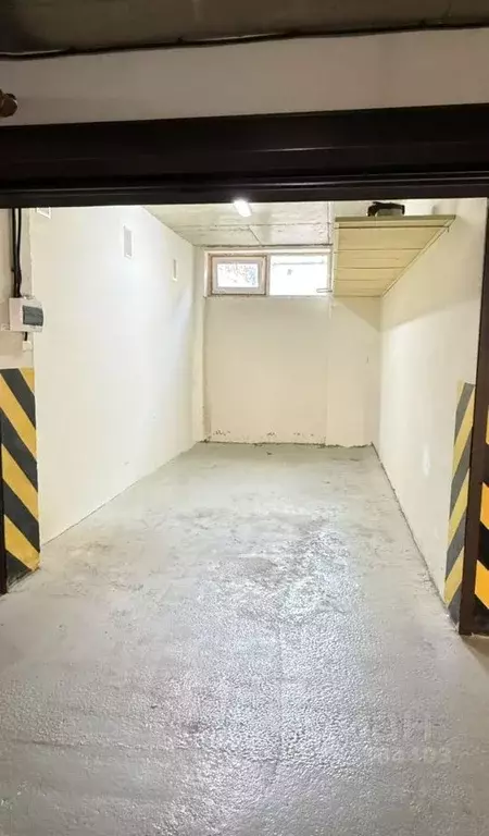 Гараж в Краснодарский край, Геленджик Крымская ул., 22к10 (18 м) - Фото 1