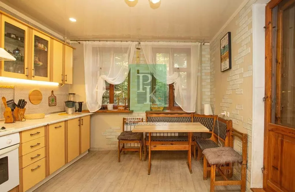 4-к кв. Севастополь ул. Астана Кесаева, 4 (121.8 м) - Фото 2