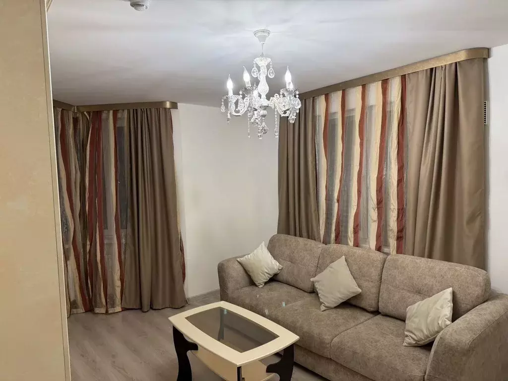 2-к кв. Санкт-Петербург ул. Дыбенко, 5к3 (65.0 м) - Фото 1