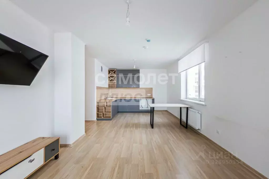 2-к кв. Свердловская область, Екатеринбург ул. Победы, 102 (68.0 м) - Фото 2