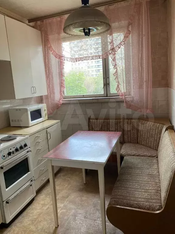 3-к. квартира, 65 м, 4/9 эт. - Фото 0