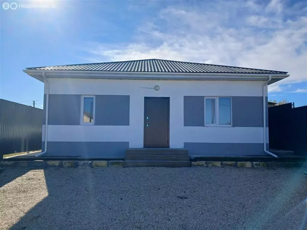 Дом в Белогорск, улица Курешчилер, 70 (74 м) - Фото 2