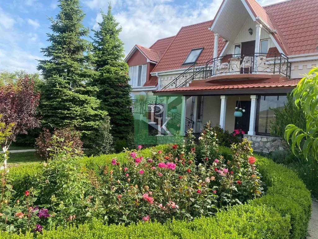 Дом в Севастополь с. Орлиное, ул. Амет-Хана Султана, 4 (200 м) - Фото 1