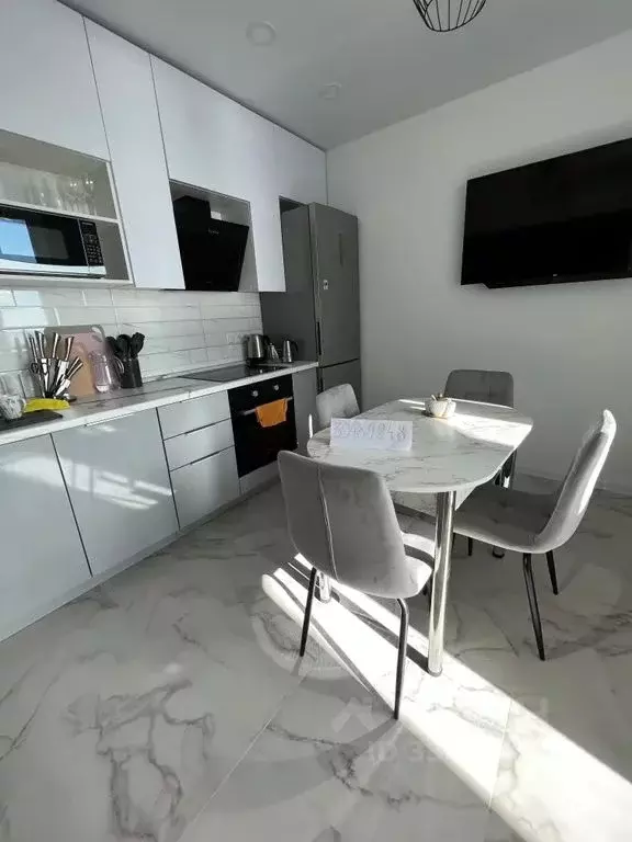 2-к кв. Краснодарский край, Сочи Адлер жилрайон, ул. Ленина, 298Бк4 ... - Фото 1