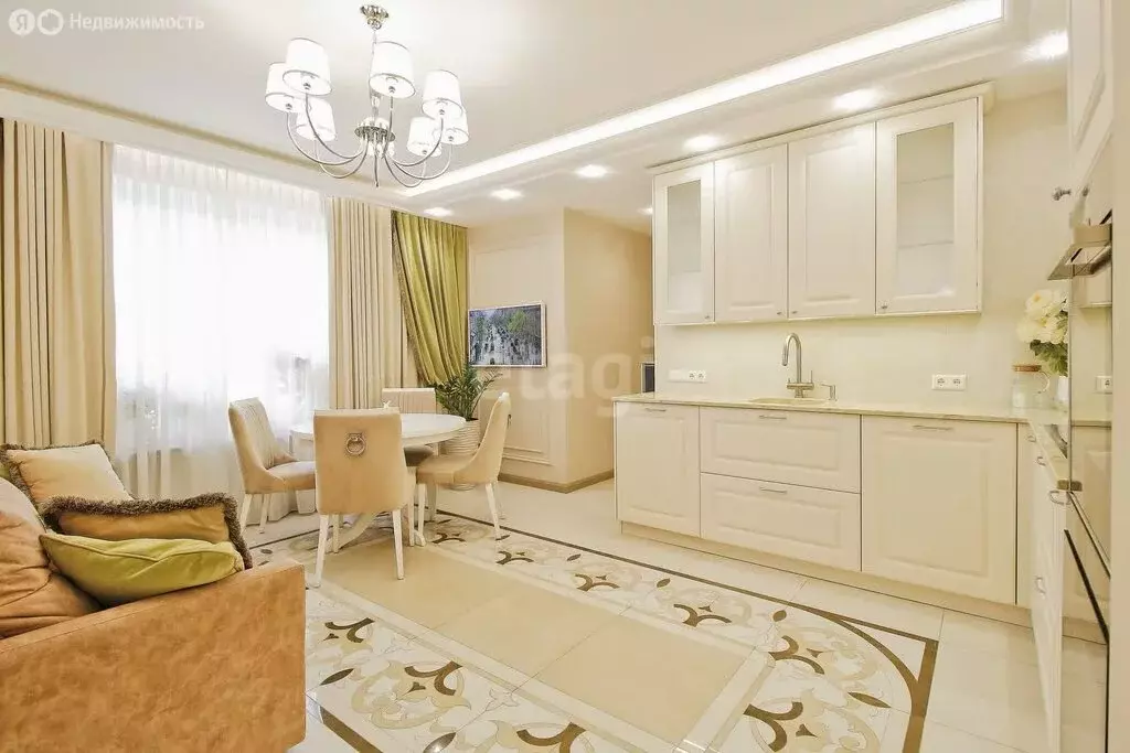 2-комнатная квартира: Калининград, Артиллерийская улица, 81 (84.1 м) - Фото 0