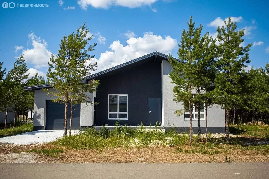 Дом в Свердловская область, Белоярский муниципальный округ, посёлок ... - Фото 1