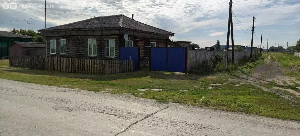 Дом в село Чернавское, Центральная улица, 62 (37.7 м) - Фото 1