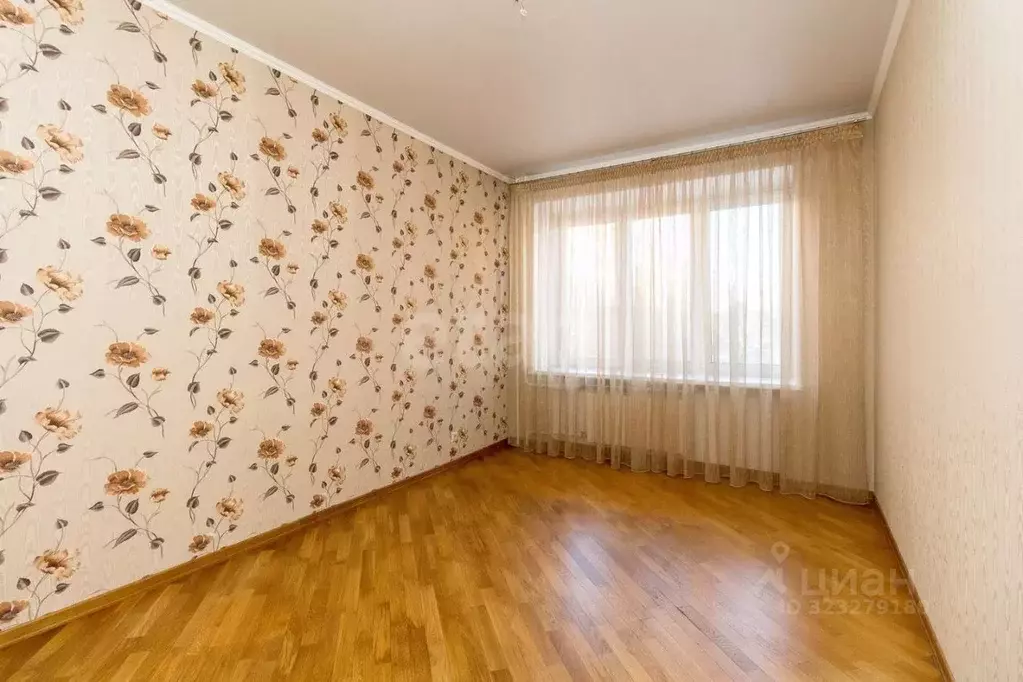 3-к кв. Тюменская область, Тюмень ул. Чернышевского, 2Бк9 (110.0 м) - Фото 1