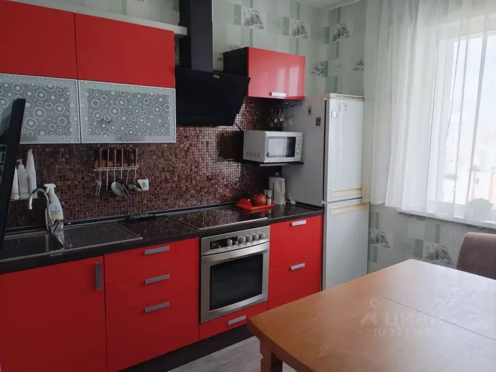 2-к кв. Ульяновская область, Ульяновск бул. Ильюшина, 2 (57.2 м) - Фото 1