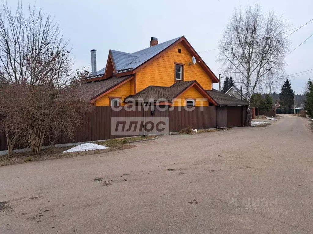 Дом в Москва д. Раево, ул. Озерная, 4 (160 м) - Фото 1