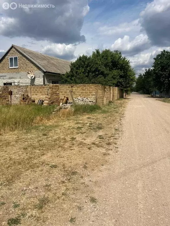 Участок в Гвардейское сельское поселение, село Красная Зорька, ... - Фото 1