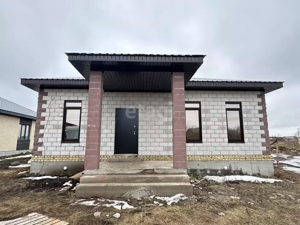 Дом в Башкортостан, Уфа городской округ, д. Самохваловка  (120 м) - Фото 0