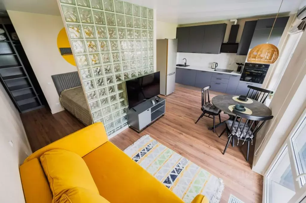 1-к кв. Свердловская область, Екатеринбург ул. Хуторская, 1/4 (34.7 м) - Фото 0