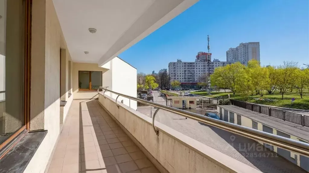 3-к кв. Москва ул. Архитектора Власова, 6 (192.2 м) - Фото 1