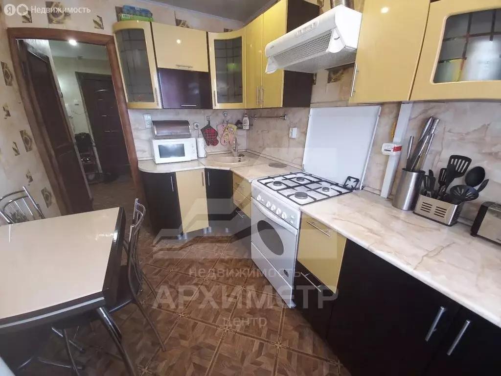 4-комнатная квартира: Курск, Магистральный проезд, 12 (61.4 м) - Фото 2