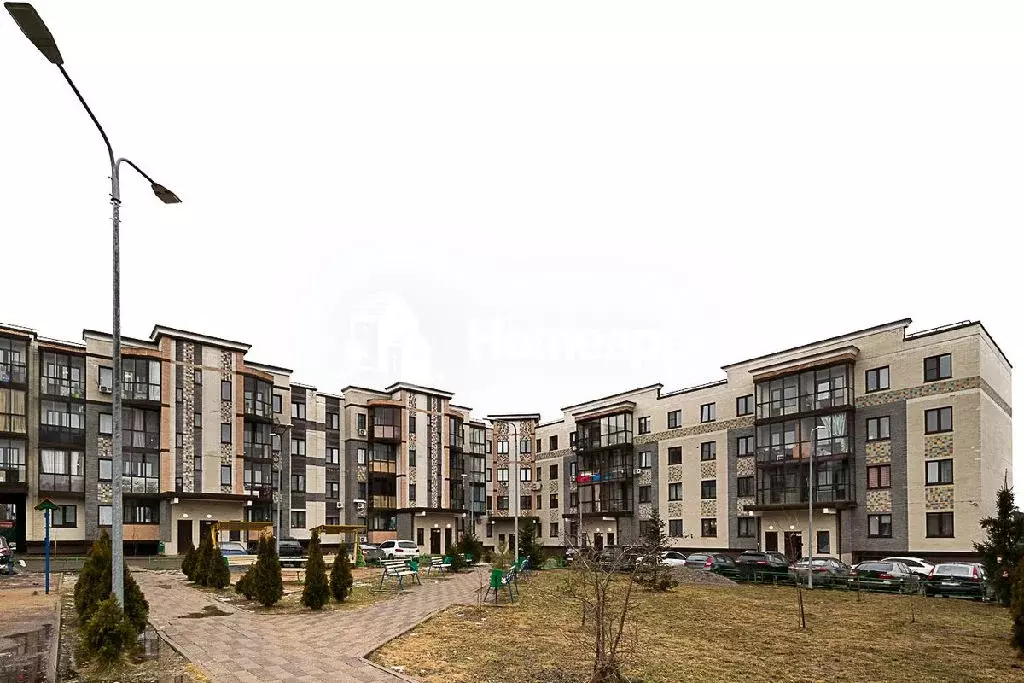 Продается 2-комнатная квартира - Фото 1