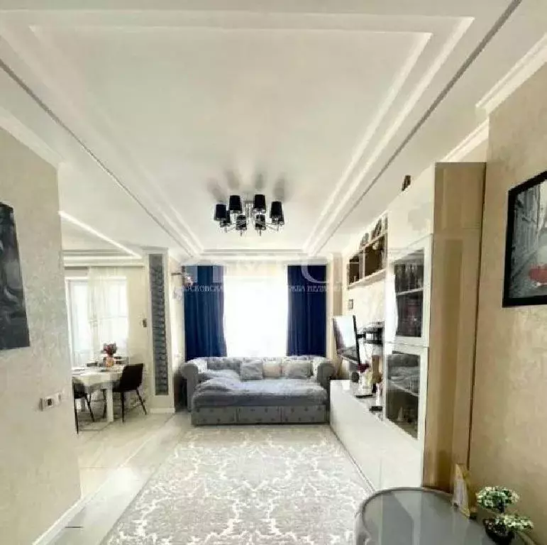 Продается 3-комнатная квартира - Фото 1