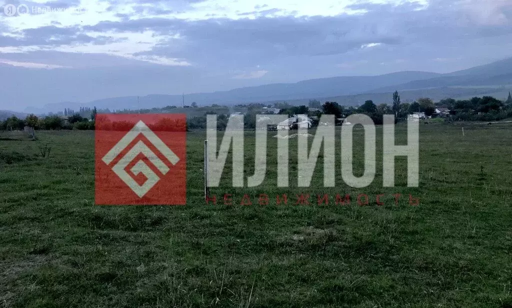 Участок в Белогорский район, село Богатое (15 м) - Фото 1