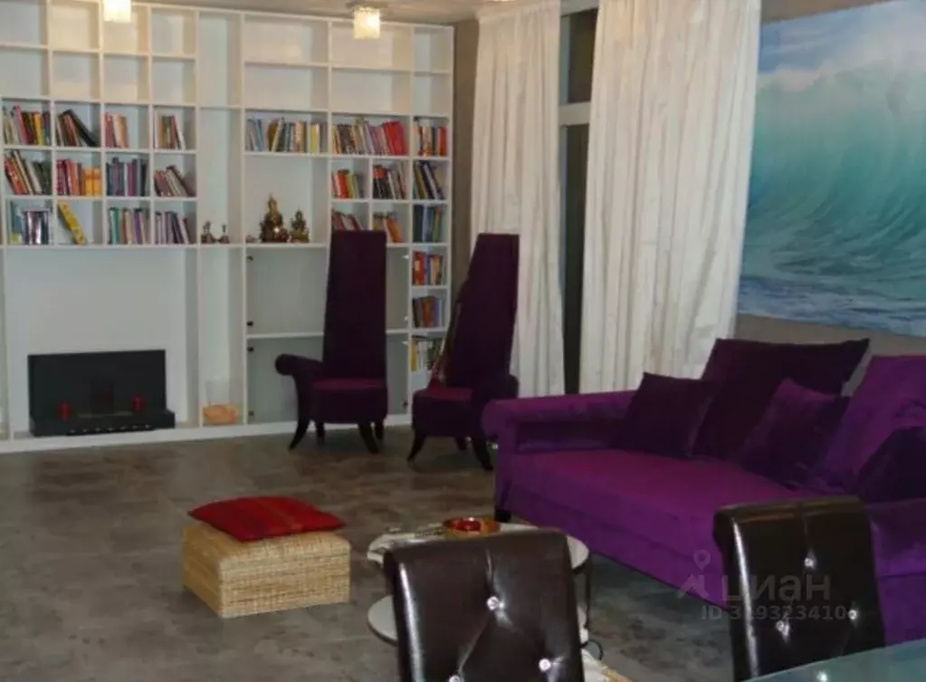 Дом в Москва ул. Чароитовая, 10к6с1 (150 м) - Фото 1