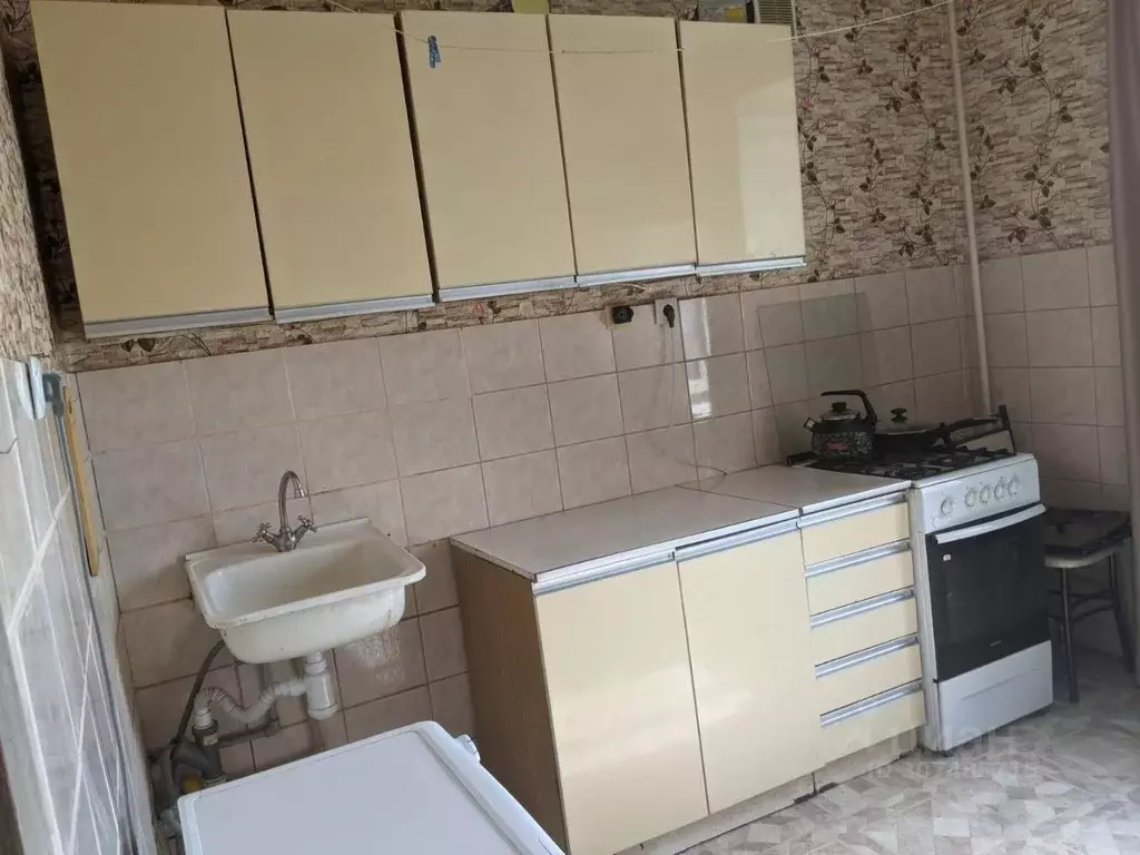 1-к кв. Саратовская область, Саратов Новая 9-я линия, 17 (28.2 м) - Фото 0