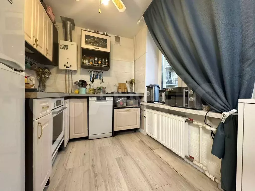 3-к. квартира, 56,8 м, 2/5 эт. - Фото 1