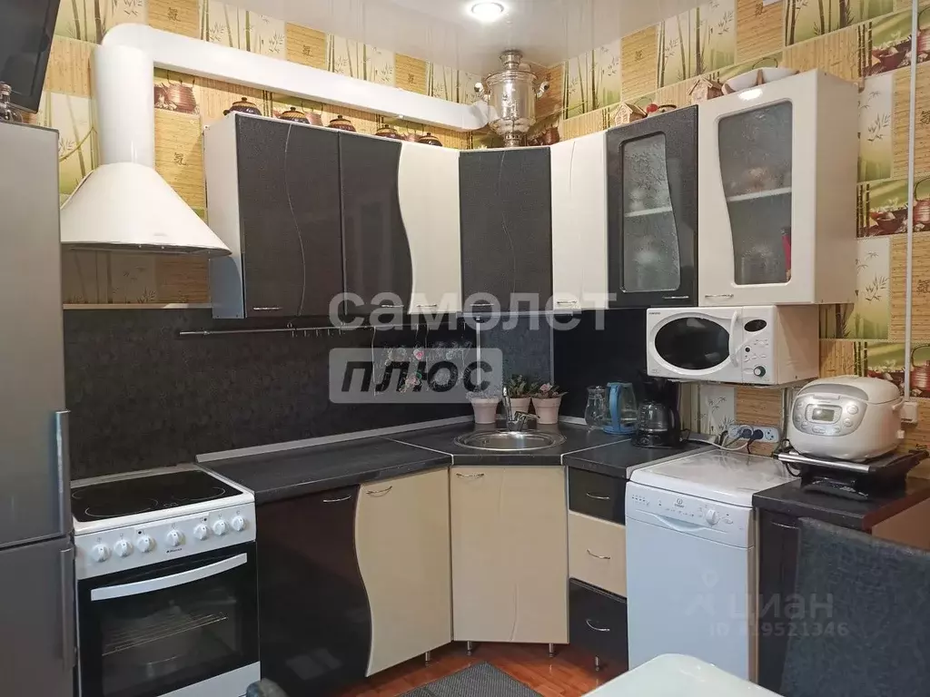 2-к кв. Ханты-Мансийский АО, Нягань Уральская ул., 19 (34.2 м) - Фото 0