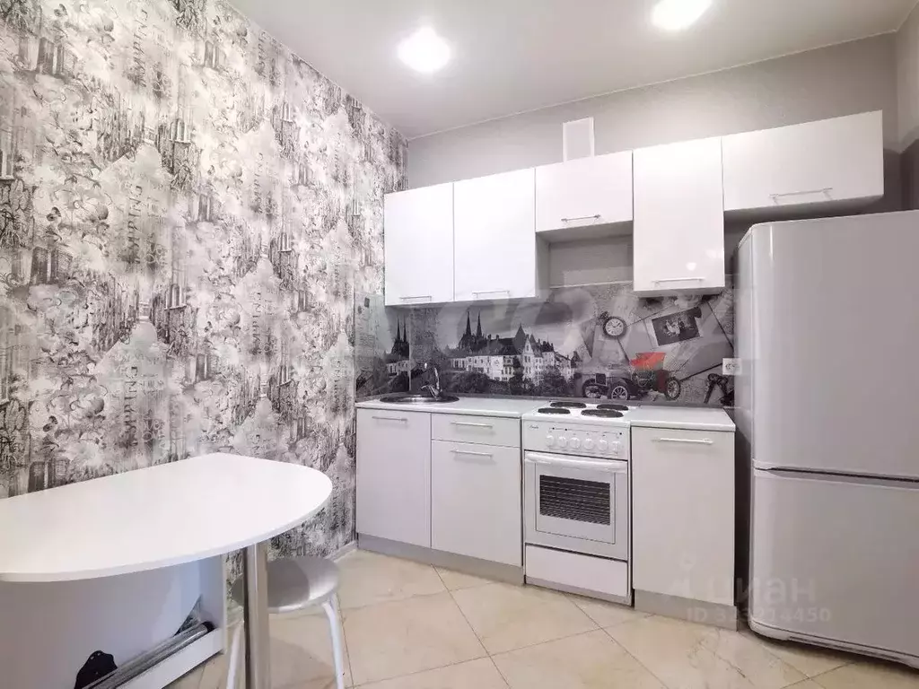 Студия Тюменская область, Тюмень Полевая ул., 105 (47.7 м) - Фото 1