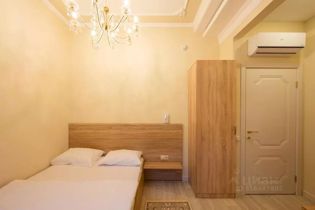 Комната Татарстан, Казань ул. Каюма Насыри, 26 (12.0 м) - Фото 0