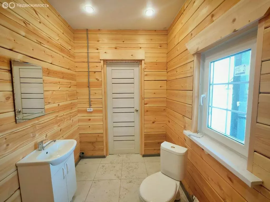 Дом в село Хомутово, Хвойная улица (220 м) - Фото 2