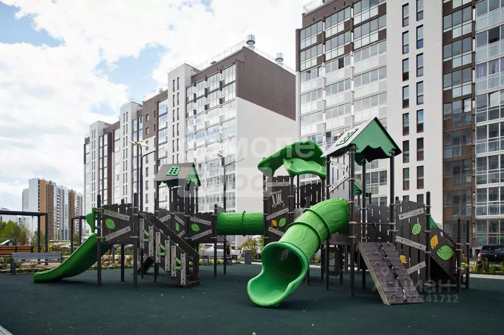 3-к кв. Челябинская область, Челябинск ул. Маршала Чуйкова, 26А (93.0 ... - Фото 1