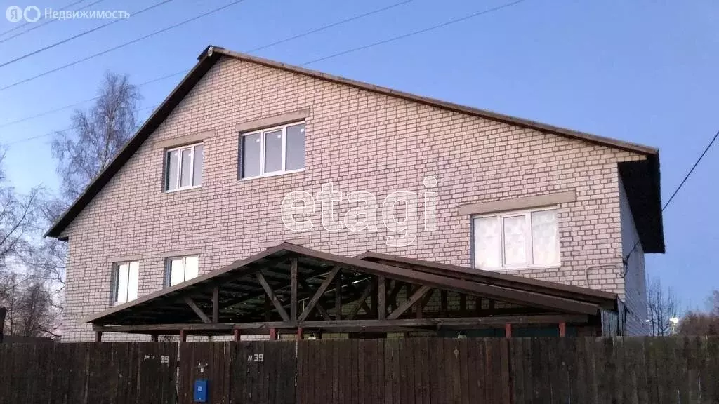 Дом в посёлок городского типа Новозавидовский, улица Дрожжина, 39 ... - Фото 0