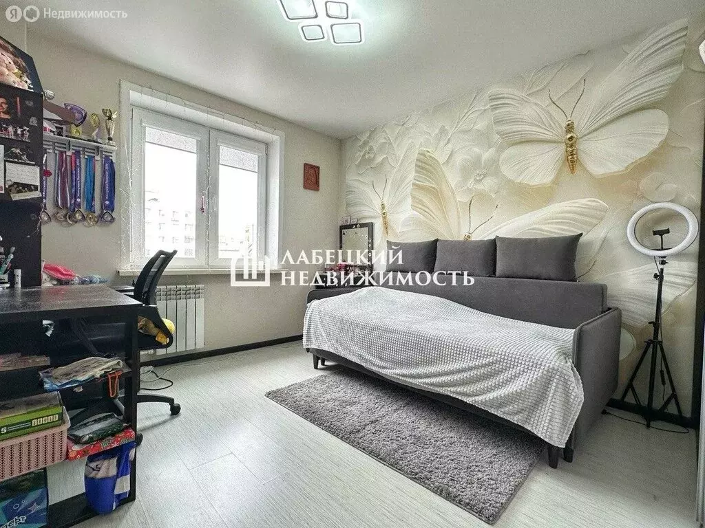 3-комнатная квартира: Самара, проспект Кирова, 379 (61.2 м) - Фото 1