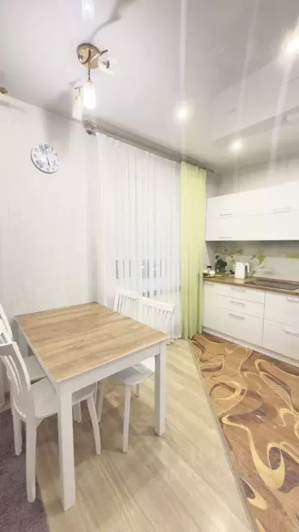 2-к кв. Удмуртия, Ижевск Советская ул., 49 (68.0 м) - Фото 1