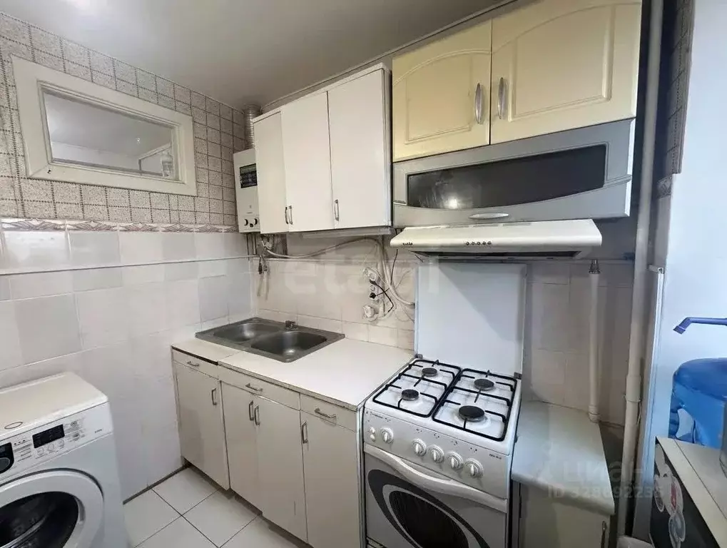 1-к кв. Крым, Феодосия ул. Чкалова, 179 (30.4 м) - Фото 2