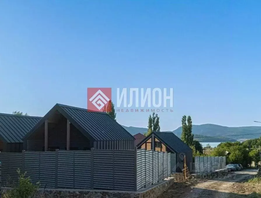 Дом в Севастополь с. Подгорное, ул. Садовая, 11 (76 м) - Фото 2