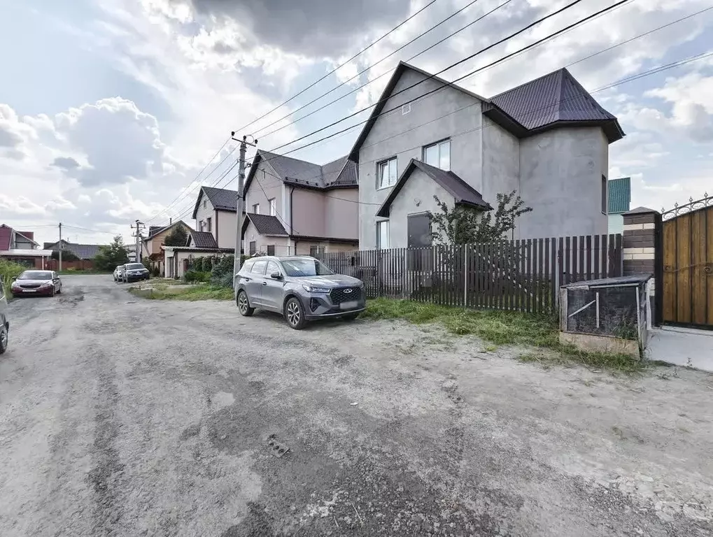 Дом в Тюменская область, Тюмень проезд Спринтерский (110 м) - Фото 1