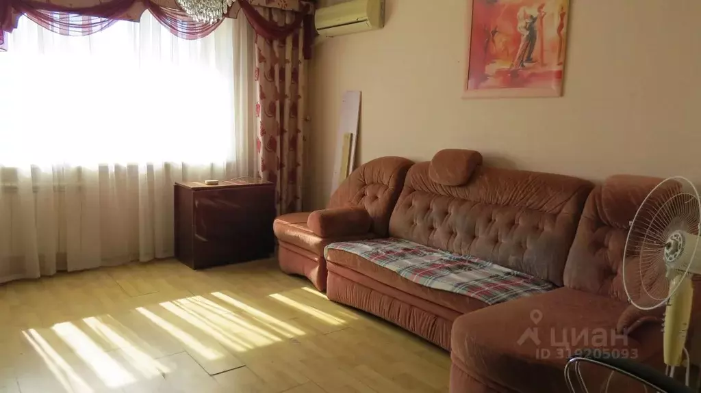 3-к кв. Волгоградская область, Волгоград ул. Менжинского, 11А (74.0 м) - Фото 1