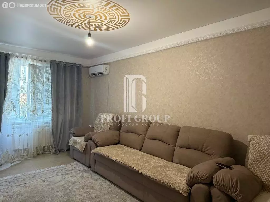 1-комнатная квартира: Каспийск, улица М. Халилова, 36 (55 м) - Фото 1