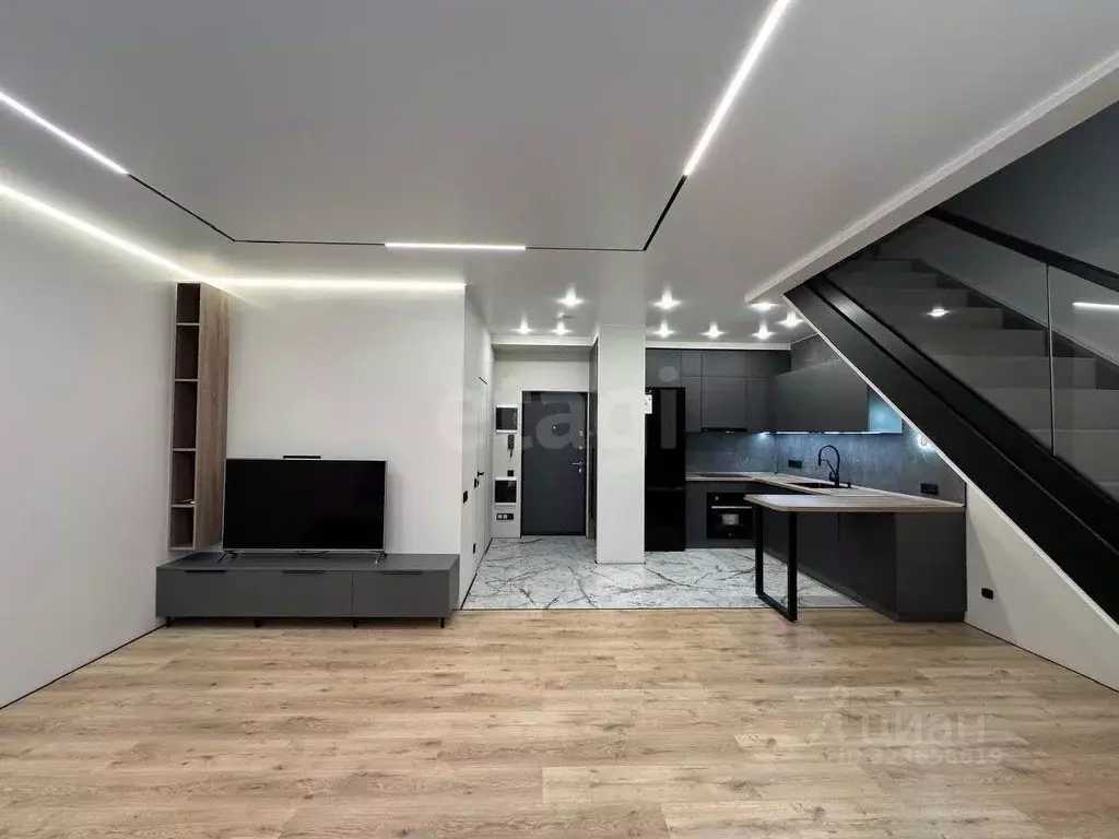 3-к кв. Крым, Симферополь просп. Александра Суворова (77.0 м) - Фото 1