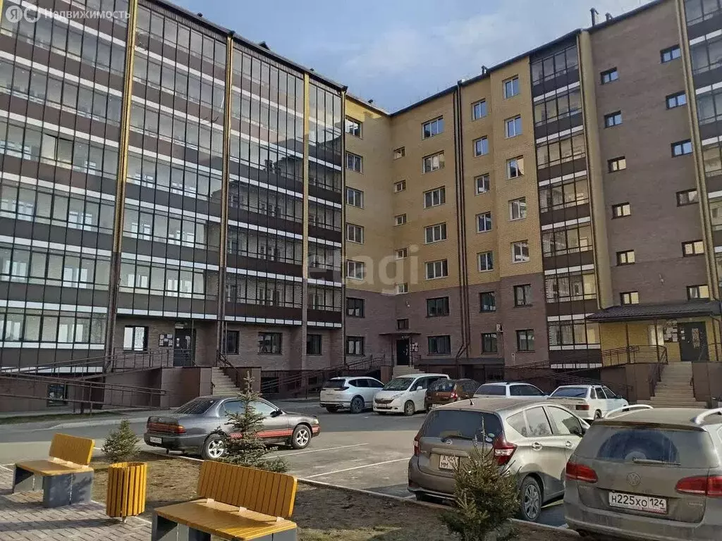 1-комнатная квартира: Абакан, улица Кирова, 175 (40.9 м) - Фото 1