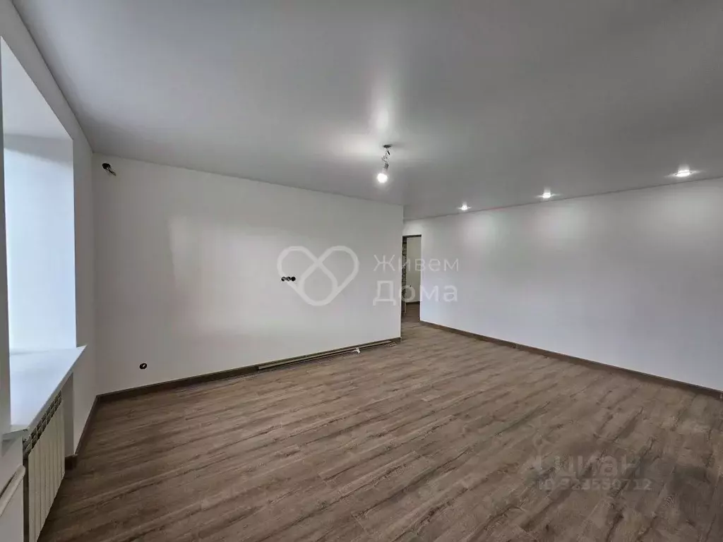 3-к кв. Волгоградская область, Волгоград Тулака мкр, ул. Карла Маркса, ... - Фото 1