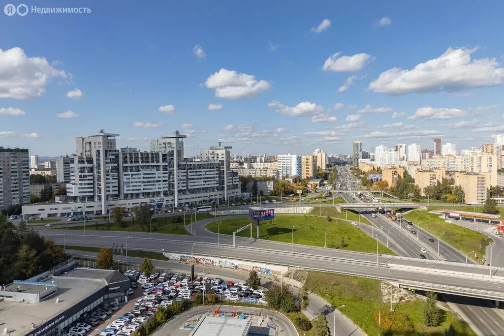 1-комнатная квартира: Екатеринбург, Черкасская улица, 5к1 (42.42 м) - Фото 1