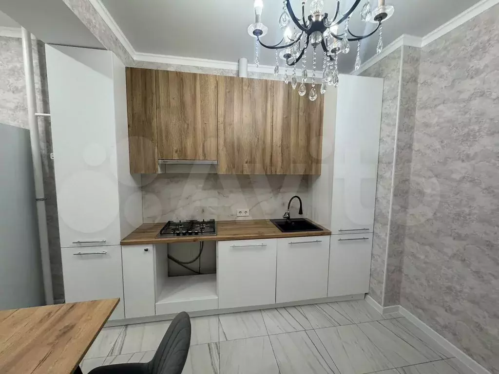1-к. квартира, 40 м, 6/9 эт. - Фото 1