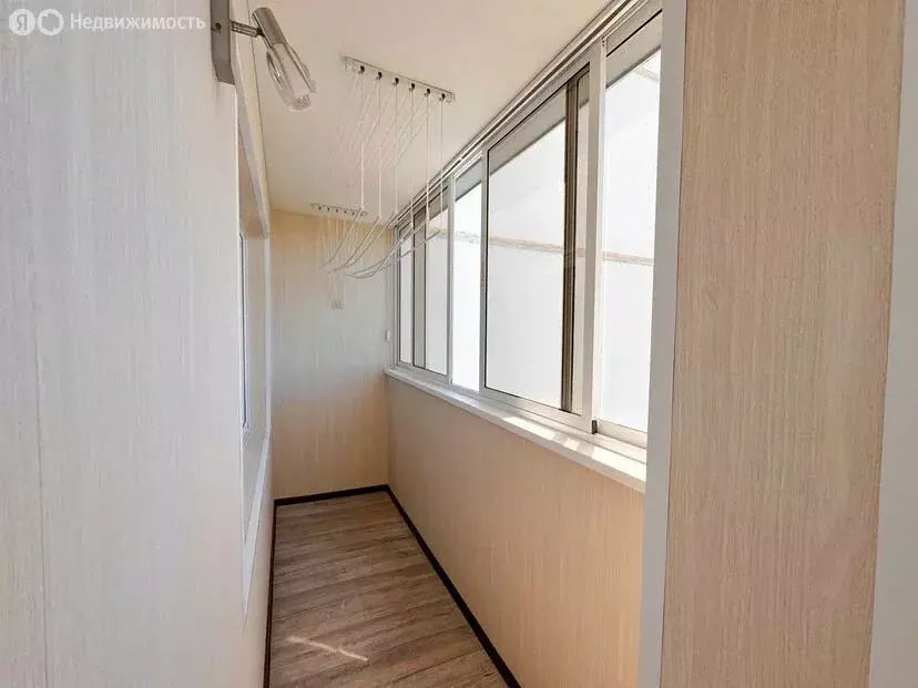 3-комнатная квартира: Геленджик, улица Маршала Жукова, 1к2 (78 м) - Фото 1