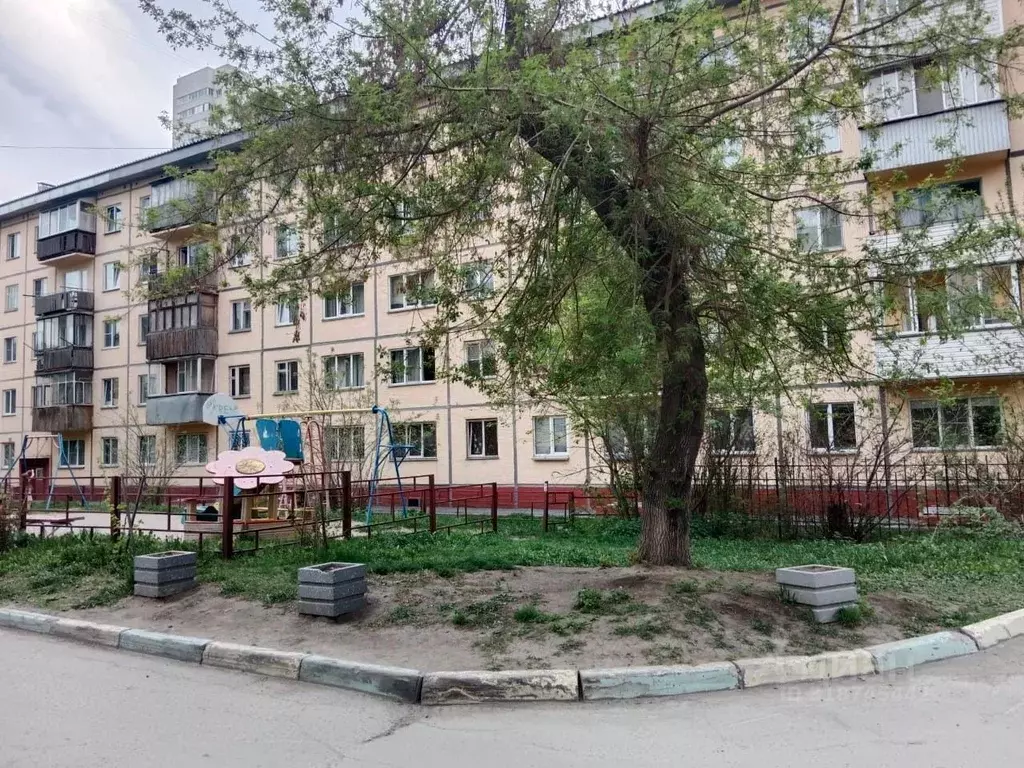 1-к кв. Новосибирская область, Новосибирск ул. Адриена Лежена, 26 ... - Фото 0