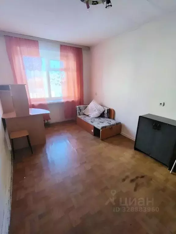 Комната Свердловская область, Екатеринбург пер. Парковый, 14 (12.4 м) - Фото 2