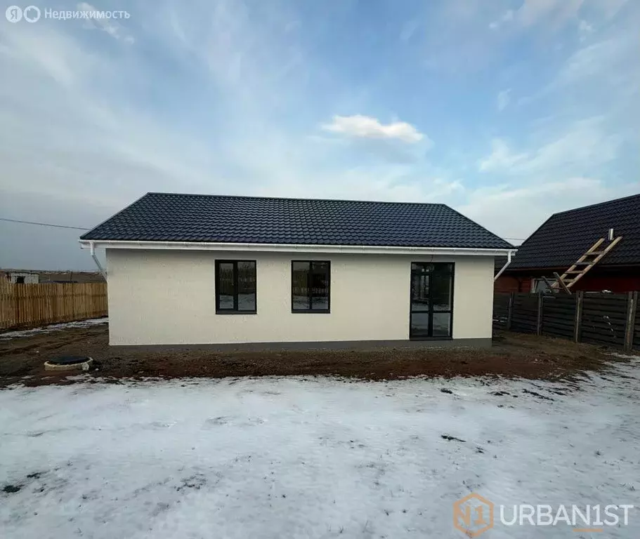 Дом в городской округ Красноярск, посёлок Солонцы (125 м) - Фото 1